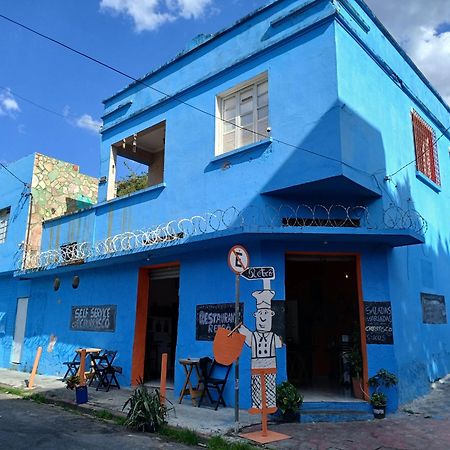 Hostel Jabuticaba เบโลโอรีซอนชี ภายนอก รูปภาพ