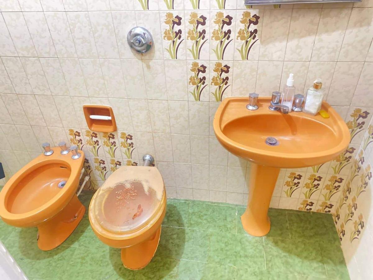Hostel Jabuticaba เบโลโอรีซอนชี ภายนอก รูปภาพ