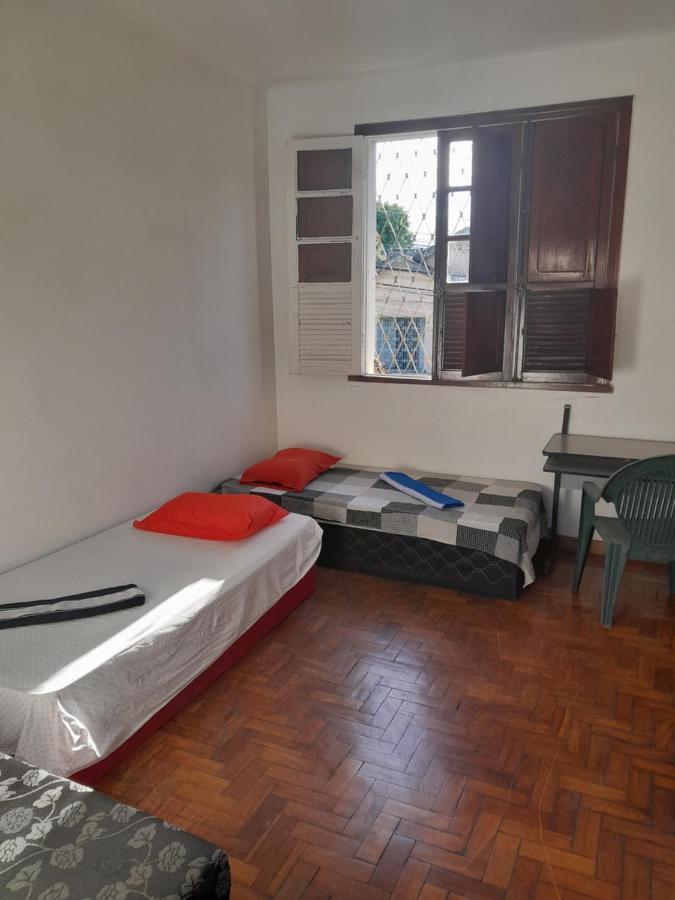 Hostel Jabuticaba เบโลโอรีซอนชี ภายนอก รูปภาพ