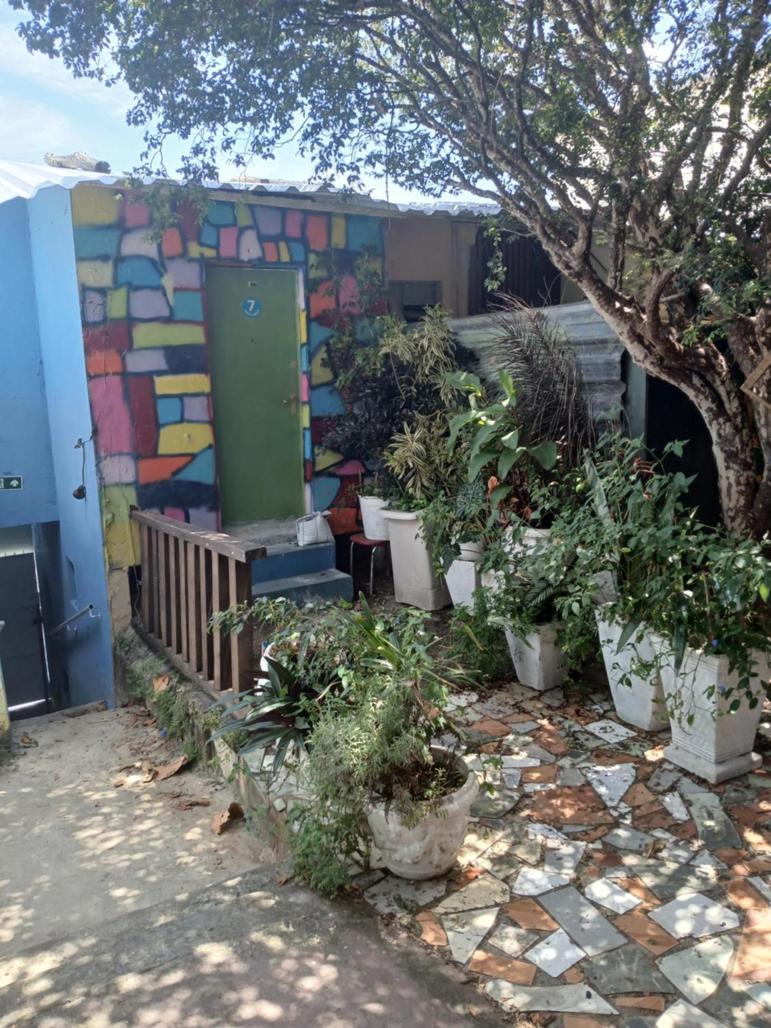 Hostel Jabuticaba เบโลโอรีซอนชี ภายนอก รูปภาพ