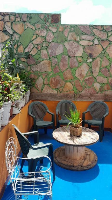 Hostel Jabuticaba เบโลโอรีซอนชี ภายนอก รูปภาพ